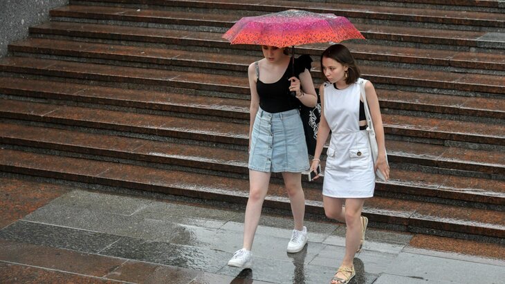 ������ �� 28 �������� � ��������������� ����� ��������� � ������ 16 ����