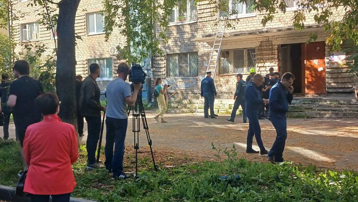 ������� �������� ������������� ���� � ����� �������� � ��������� ������ ���������