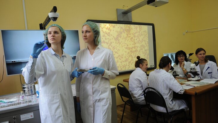 ������� ��������� ����� ������ �������� � ��������� ���������-������� � ���� ���