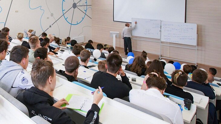 ����� ��������� ���� � ��������� ������ ����� ����������� �� 3 ���