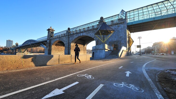 ������ ������� �������� ��������� �������� � ���������� ������� �� ������ 12 �����