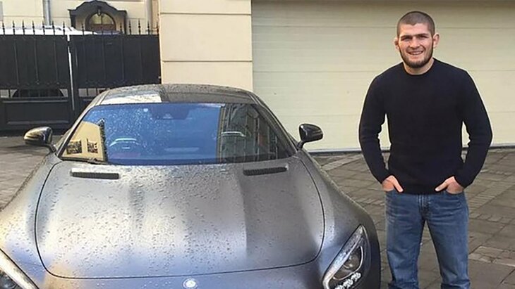 ������� Mercedes-Benz ������ ������������� ��������� �� �������