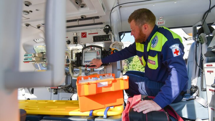 ������� ��������� ������������� � ���������������� ����������