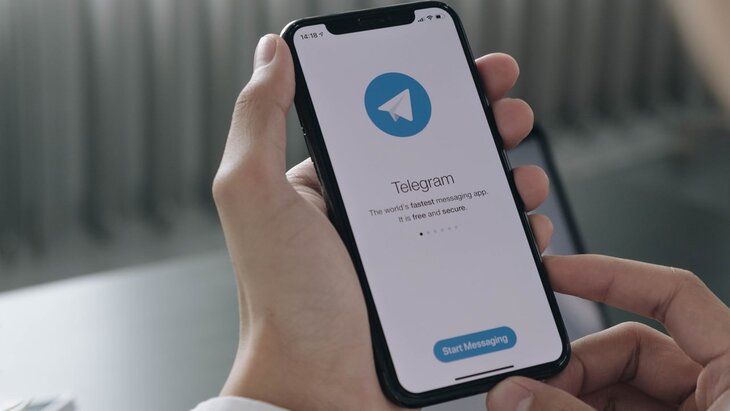 Telegram     