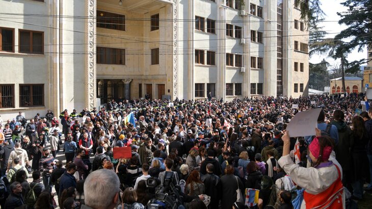 ��������� ������ ������� � ������ ������ ������������ �� ����������