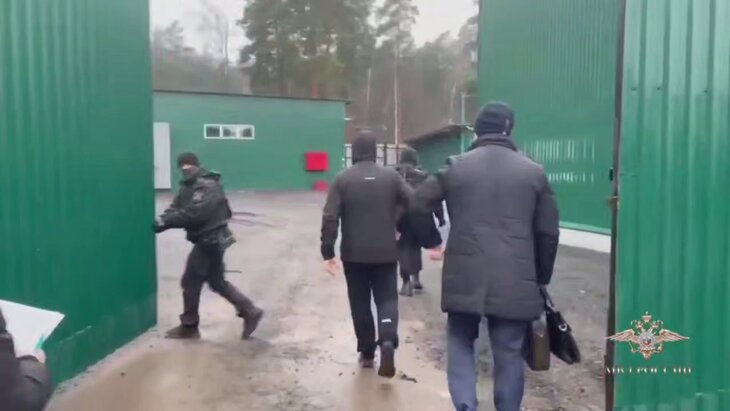 ������� ������ ����� �������� ����� ������������� ������� � �����������