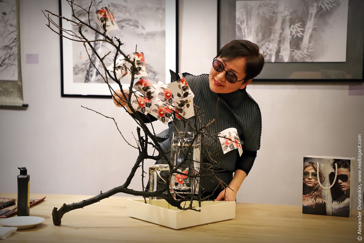 � ���� ������� ������ � ������� ������