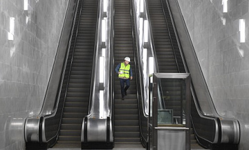 На станции метрополитена «Красногвардейская» начнётся ремонт эскалатора
