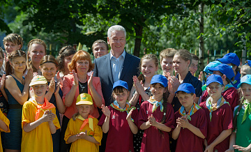 Мэр Москвы Сергей Собянин: Задача — чтобы как можно меньше детей оставалось в детских домах.