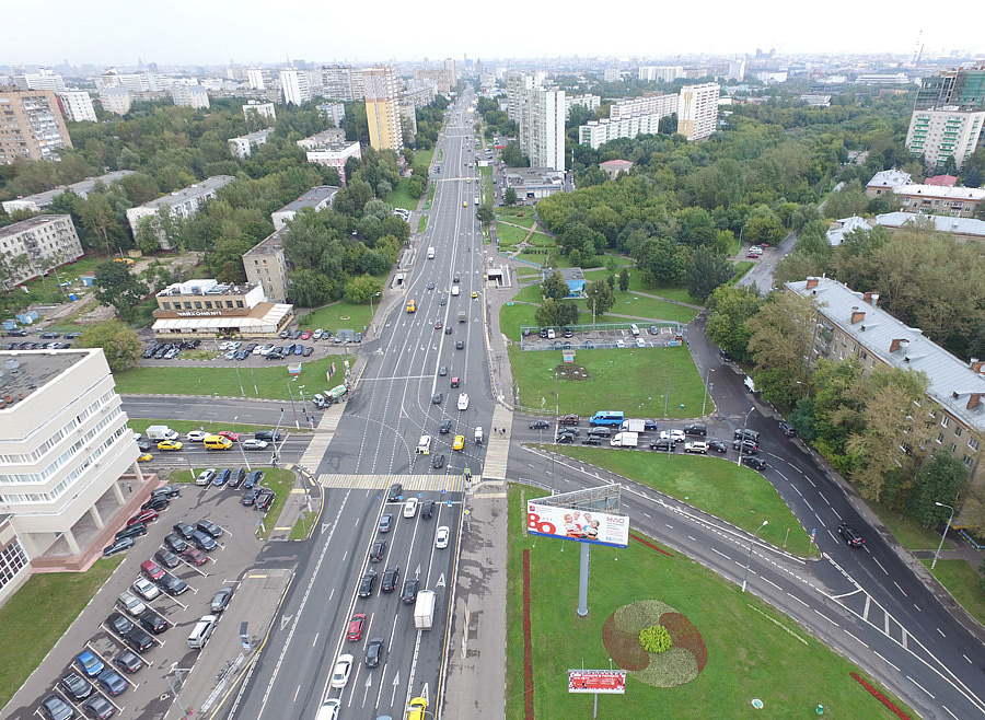 Временное ограничение движения введут на Севастопольском проспекте