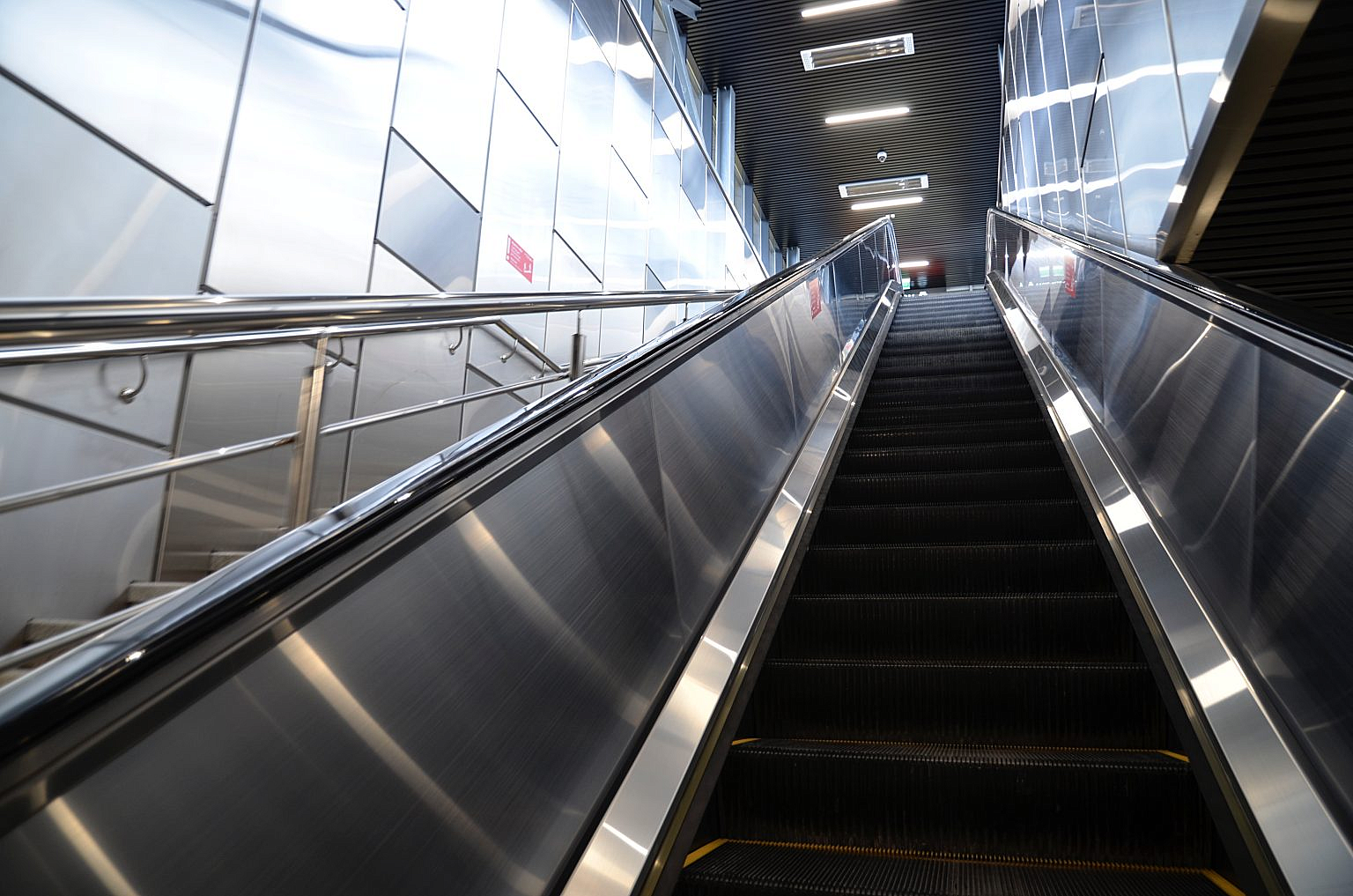 Эскалаторы на станции «Нагатинский Затон» БКЛ метро прошли грузовые испытания